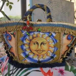 cesta decorada con sol